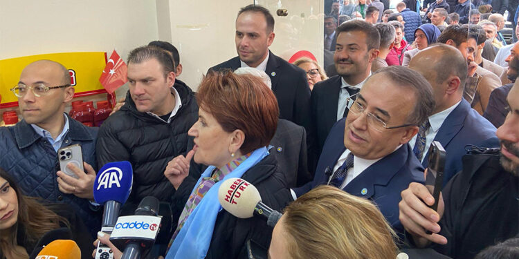 İttifak olunca kaybolup gidiyorsun