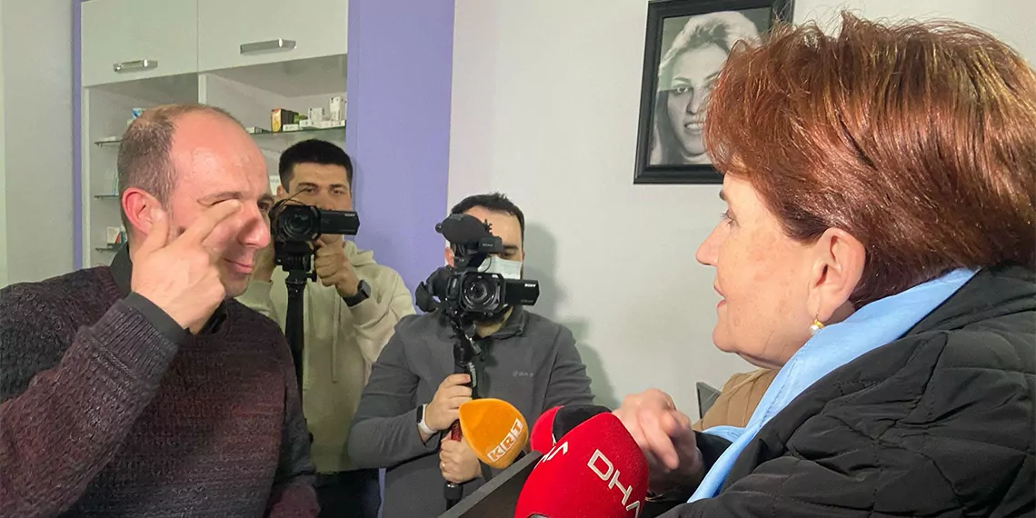 İyi̇ parti genel başkanı meral akşener, cumhurbaşkanlığı hükümet sistemi’nin partilere ittifakları dayattığını belirterek, "mecbursun ittifak olmaya; ittifak olunca kaybolup gidiyorsun, dilin kayboluyor, sizinle ilgili rekabet kayboluyor" dedi.