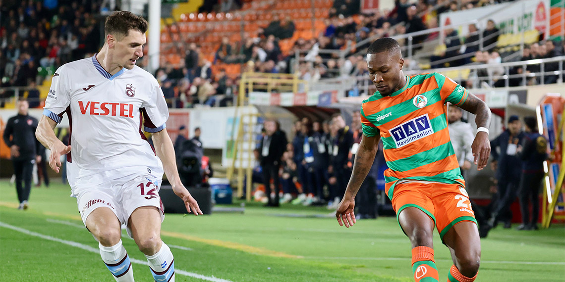 Alanyaspor Trabzonspor'u 3-1 mağlup etti