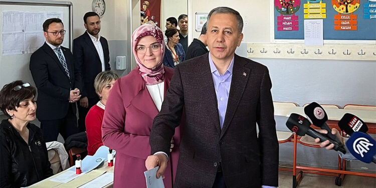 Oy sayımlarının huzur ortamında tecelli etmesi için çalışıyoruz