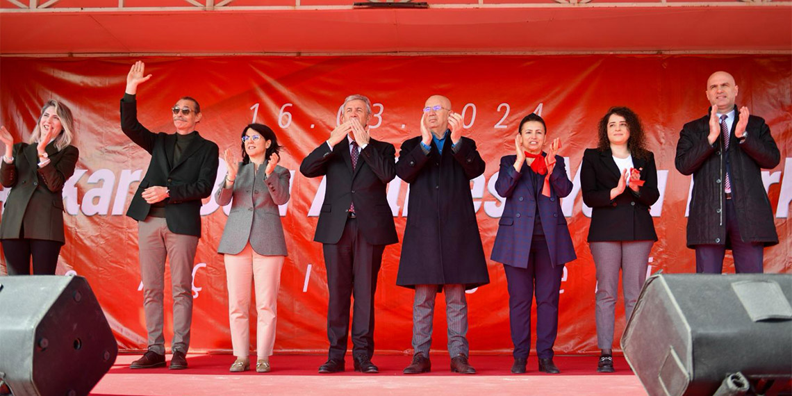 Mansur Yavaş, "Önümüzdeki dönemde 20 milyon metrekare daha yeşil alan yapıp Ankara'yı betona değil yeşile boğacağız" dedi.