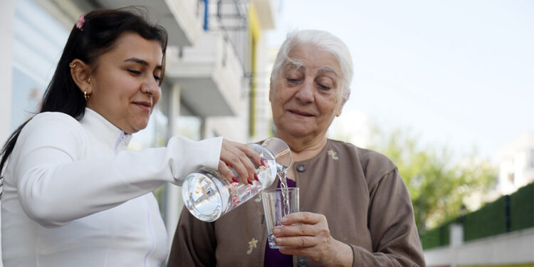 650 yıllık sarnıçta biriken yağmur suyundan vazgeçemiyor