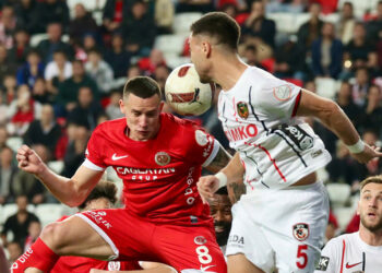 Antalyaspor Gaziantep FK'yı 1-0 mağlup etti