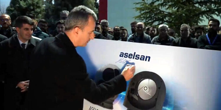 ASELFLIR, seri üretim bandından çıktı