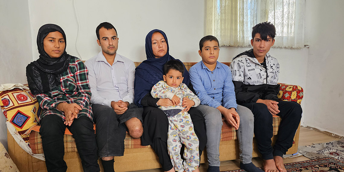 Zonguldak'ta kaçak maden ocağında çalışan Afgan madenci Vezir Mohammed Nourtani'nin (50) ölümüne ilişkin iddianame tamamlandı. İddianamede, yanmış halde bulunan cesedin, kaçak ocaktaki kazayı gizlemek ve ocağın kapanmasını engellemek için öldükten sonra yakıldığı belirtildi.