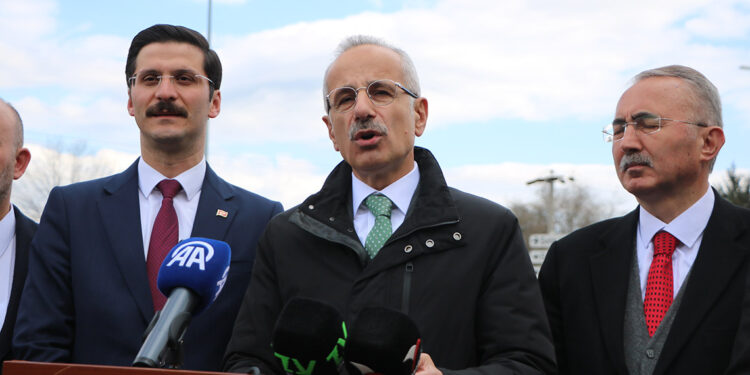 Ankara-İstanbul arasındaki alternatif yolları düşünür hale geldik