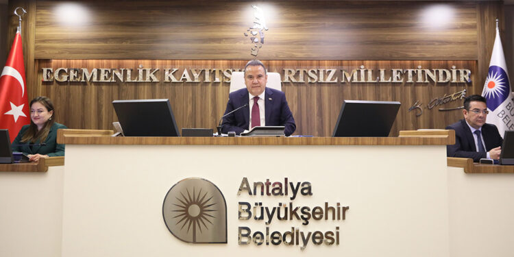 Antalya İsrail'in 'kardeş şehir' protokülünü iptal etti