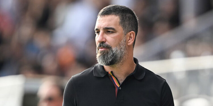 Arda Turan'a 1 yıl hapis cezası verildi