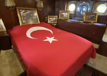 Atatürk'ün gezi teknesi, 'M/G Acar' ziyarete açıldı
