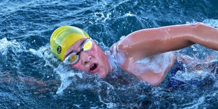 Aysu Türkoğlu Cook Boğazı geçişine başladı