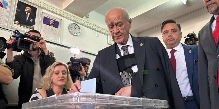 Devletimiz için hayırlara vesile olsun