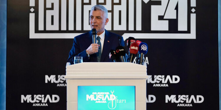 Türkiye ilk defa tarihinde 1 trilyon dolar bandını aşmış bulunmakta