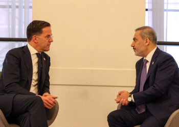 Hakan Fidan Mark Rutte ile bir araya geldi