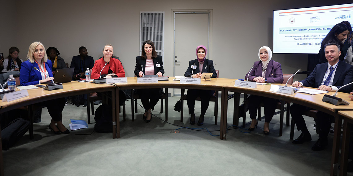 Bakan Göktaş, "Strateji Belgesi ve Eylem Planı, Türkiye'de kadınların güçlendirilmesi ve kadın-erkek eşitliğinin sağlanmasına yönelik 1 amaç, 4 hedef, 16 strateji ve 57 eylemden oluşmaktadır" dedi.