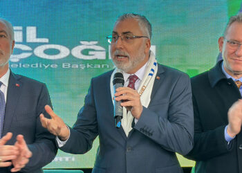 Emeklilerimiz bizim başımızın tacı