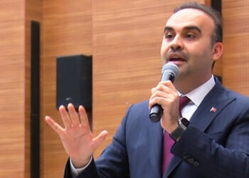 255,8 milyar dolarla ihracatta tarihi bir rekora imza attık