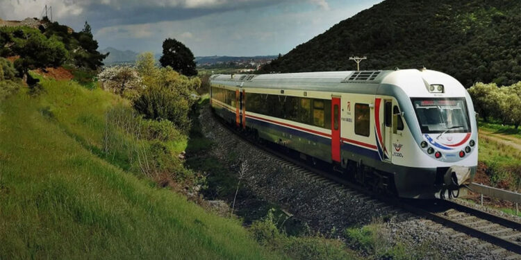 Ankara-Elmadağ tren seferleri başlıyor