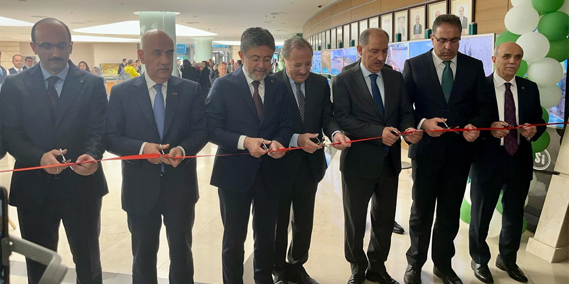 Tarım ve Orman Bakanı İbrahim Yumaklı, "2030’da ülkemizde su kaynakları yüzde 20 oranında azalırken, nüfusumuzun yüzde 10 oranında artması bekleniyor. 2050'de yüzde 55 daha fazla suya ihtiyacımız olacak" dedi.