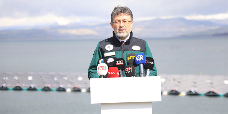 Yüzer güneş enerji santrali, karadakine göre daha verimli