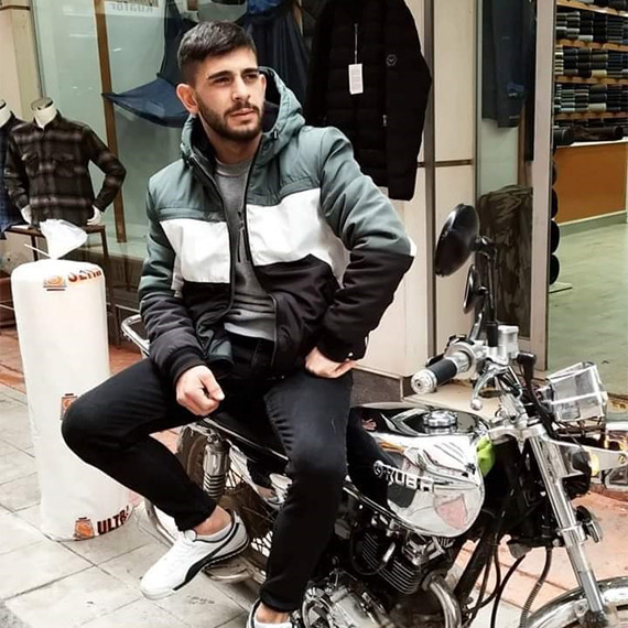 Samsun'da motosiklet kazasından yaralanıp, kaldırıldığı hastanede beyin ölümü gerçekleşen Ali Kara'nın (24) bağışlanan karaciğer, böbrekleri ve korneaları 5 hastaya hayat verecek.