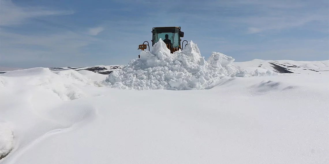 Bingolde kardan kapanan 30 yerlesim yer 25174 - öne çıkan - haberton