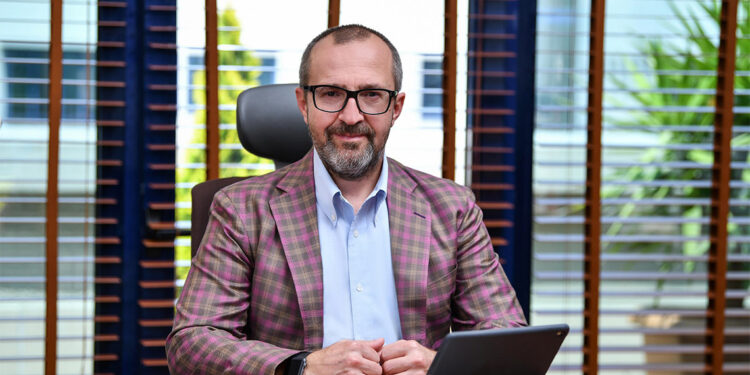 Bizim Toptan Vizyon Ödülleri'nde 3 ödül birden aldı