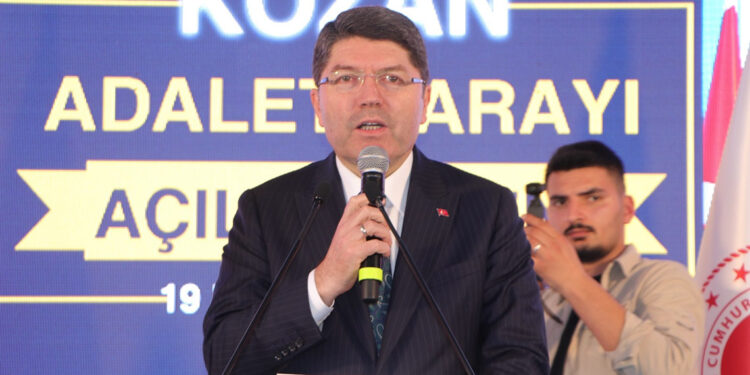 Bakan Tunç: Futbolculara yönelik soruşturma yok 