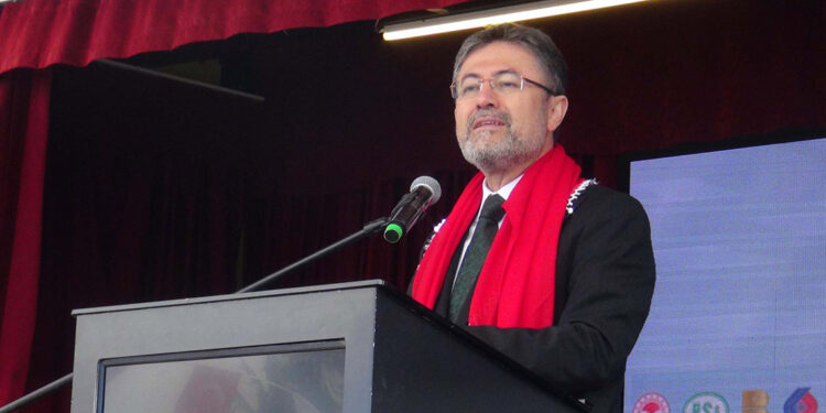 Bakan Yumaklı: Siyasette güvenli limandır AK Parti