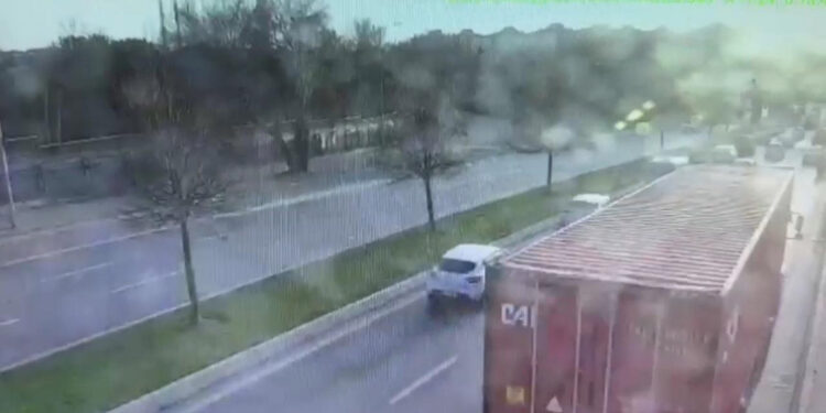 Bakırköy'de 4 kişinin öldüğü kaza anı kamerada