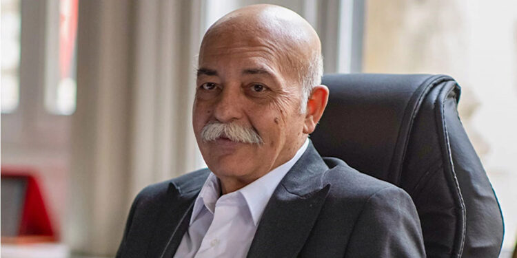 Beyin kanaması geçiren Settar Tanrıöğen taburcu oldu