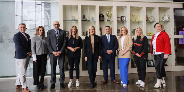 Birleşik Krallık Delegasyonu'ndan Şafak Müderrisgil'e Ziyaret