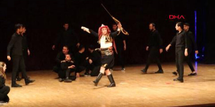 Burdur'da İstiklalden İstikbale Kurtuluşun Dansı etkinliği