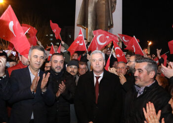 Büyükçekmece'de zafer yürüyüşü yapıldı