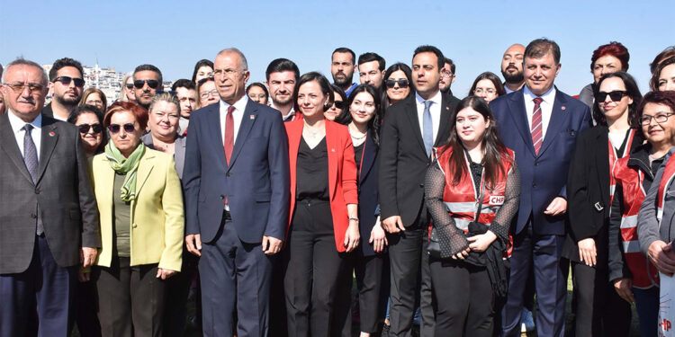 Gaziemir'deki radyoaktif atığı bir an önce temizlenmeli