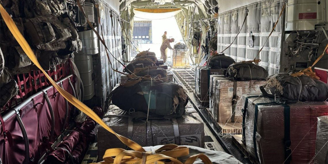 ABD Merkez Komutanlığı (CENTCOM), ABD'ye ait 4 geminin insani yardım faaliyetlerine destek olmak üzere Virginia eyaletindeki Langley-Eustis Ortak Üssü’nden ayrıldığını ve Doğu Akdeniz’e doğru yola çıktığını duyurdu.