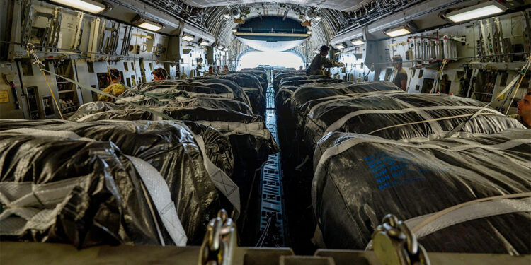 Gazze'ye 46 bin gıda paketi ulaştırıldı