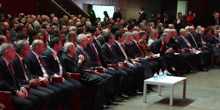 CHP Beylikdüzü İlçe Başkanlığından 'Vefa Ödülleri'