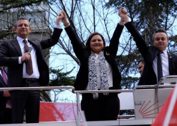CHP'li Burcu Köksal'dan Özgür Özel'e 'DEM Parti' yanıtı