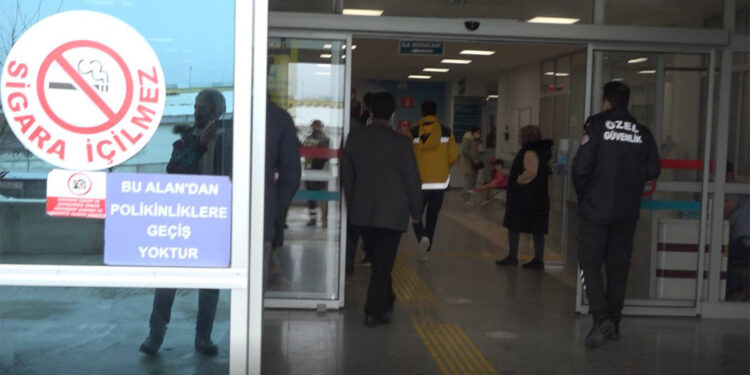 Çorum'da cezaevinde yangın; 12 kişi dumandan etkilendi