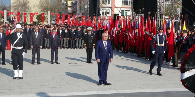 Çanakkale Deniz Zaferi'nin 109'uncu dönümü kutlanıyor