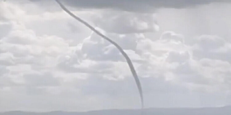 Çanakkale'de hortum kamerada