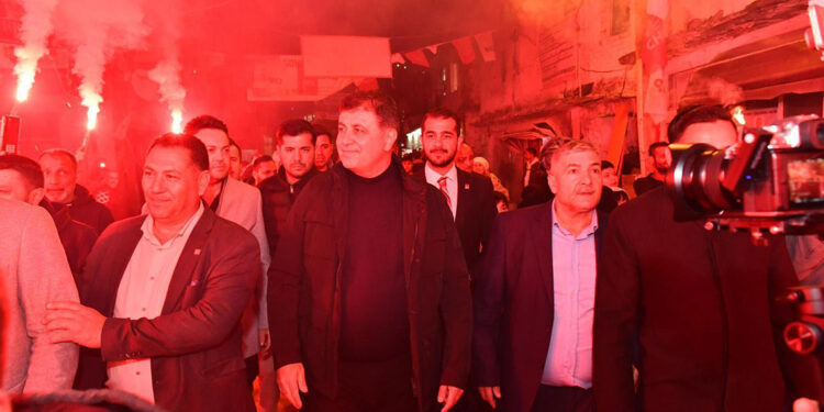 Cemil Tugay: İzmir Körfezi bizim cennetimiz