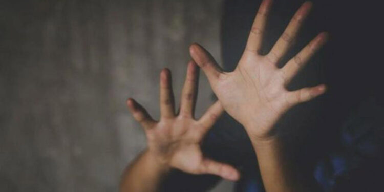 Çocuğun cinsel organını ısırarak koparan sanık hakim karşısında