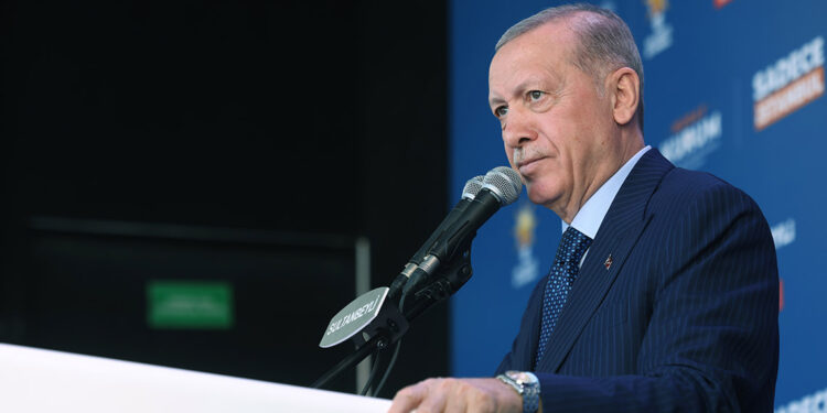 Cumhurbaşkanı Erdoğan Sultanbeyli'de konuştu