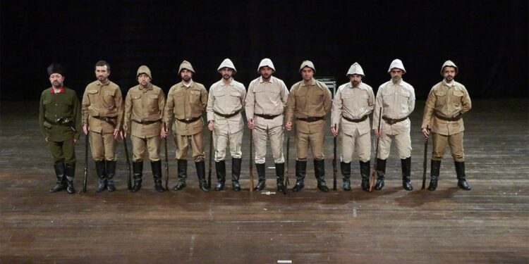 Çanakkale Destanı isimli danslı tiyatro oyunu sergilendi