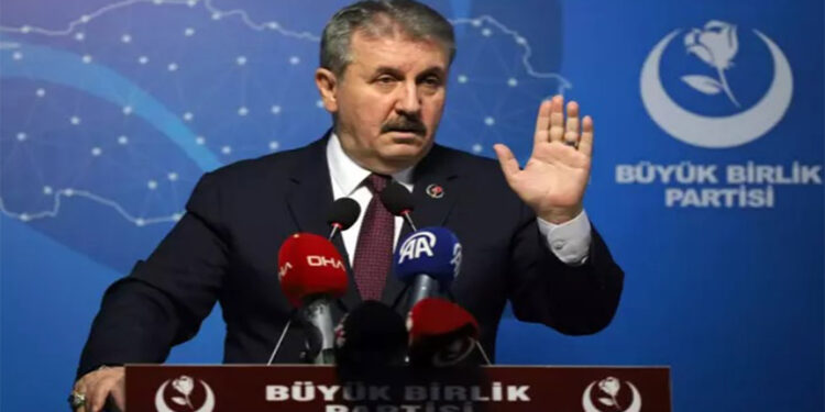 Kadınların problemlerini çözmeden mutlu bir toplum inşa edemeyiz