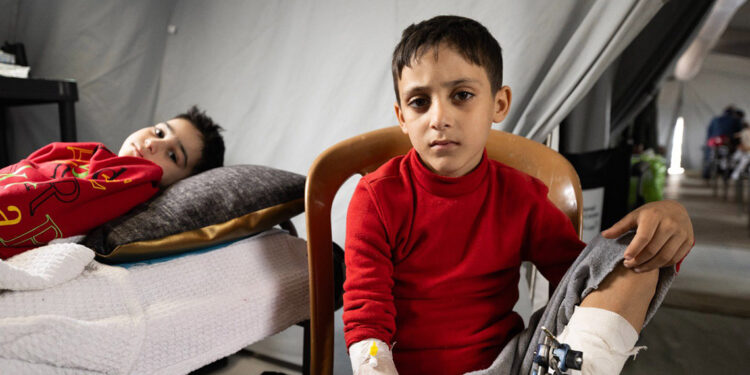 DSÖ: Gazze'deki Şifa hastanesine erişimi kaybettik