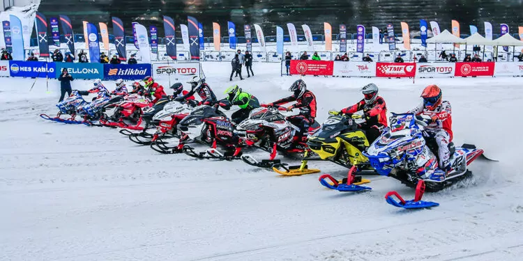 Dünya kar motosikleti türkiye etabında yarışacak sporcular belli oldu