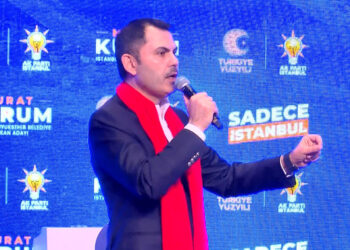 Depremde vefat edenlerin sayısı üzerinden siyaset yapıyorlar