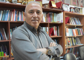 Dijital platformlardaki kolay kazanç, gençlerde gelecek kaygısı yaratıyor